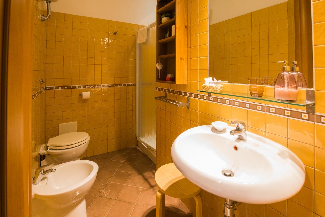 Bed & Breakfast Piazza Dante Napels Buitenkant foto